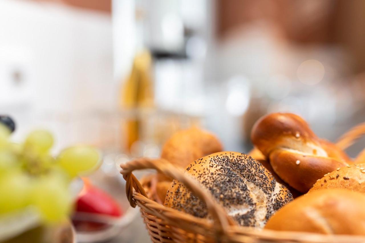 Weingut Und Gastehof Borst Hotel Nordheim am Main Ngoại thất bức ảnh